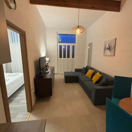 Apartment Kairos Trogir Bagian luar foto