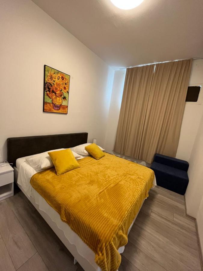 Apartment Kairos Trogir Bagian luar foto