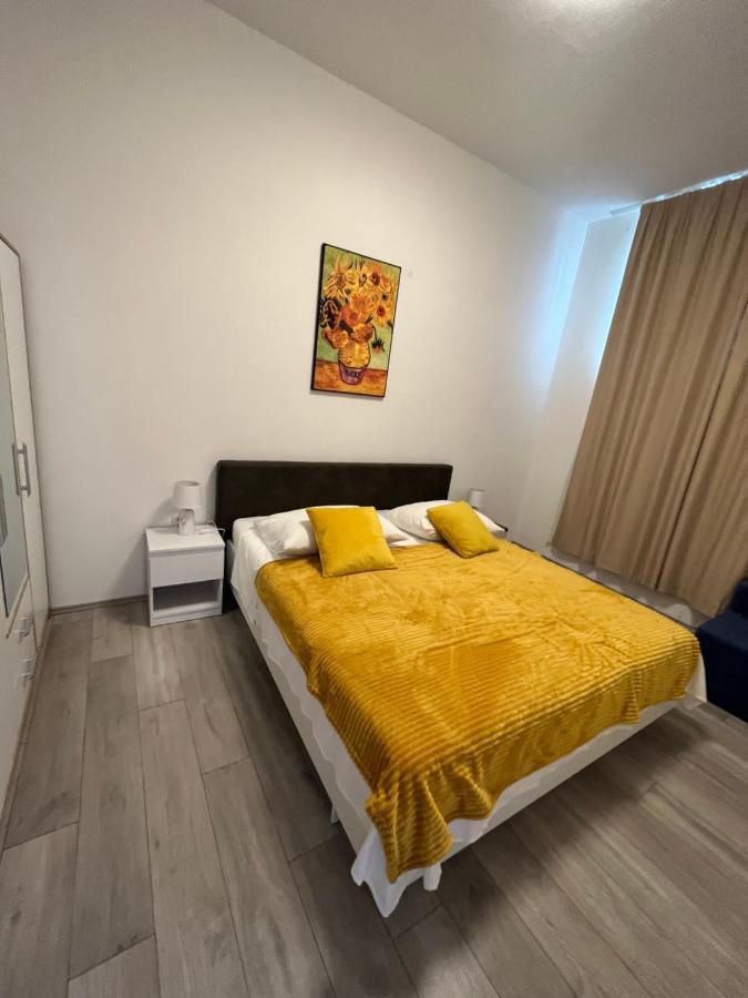 Apartment Kairos Trogir Bagian luar foto
